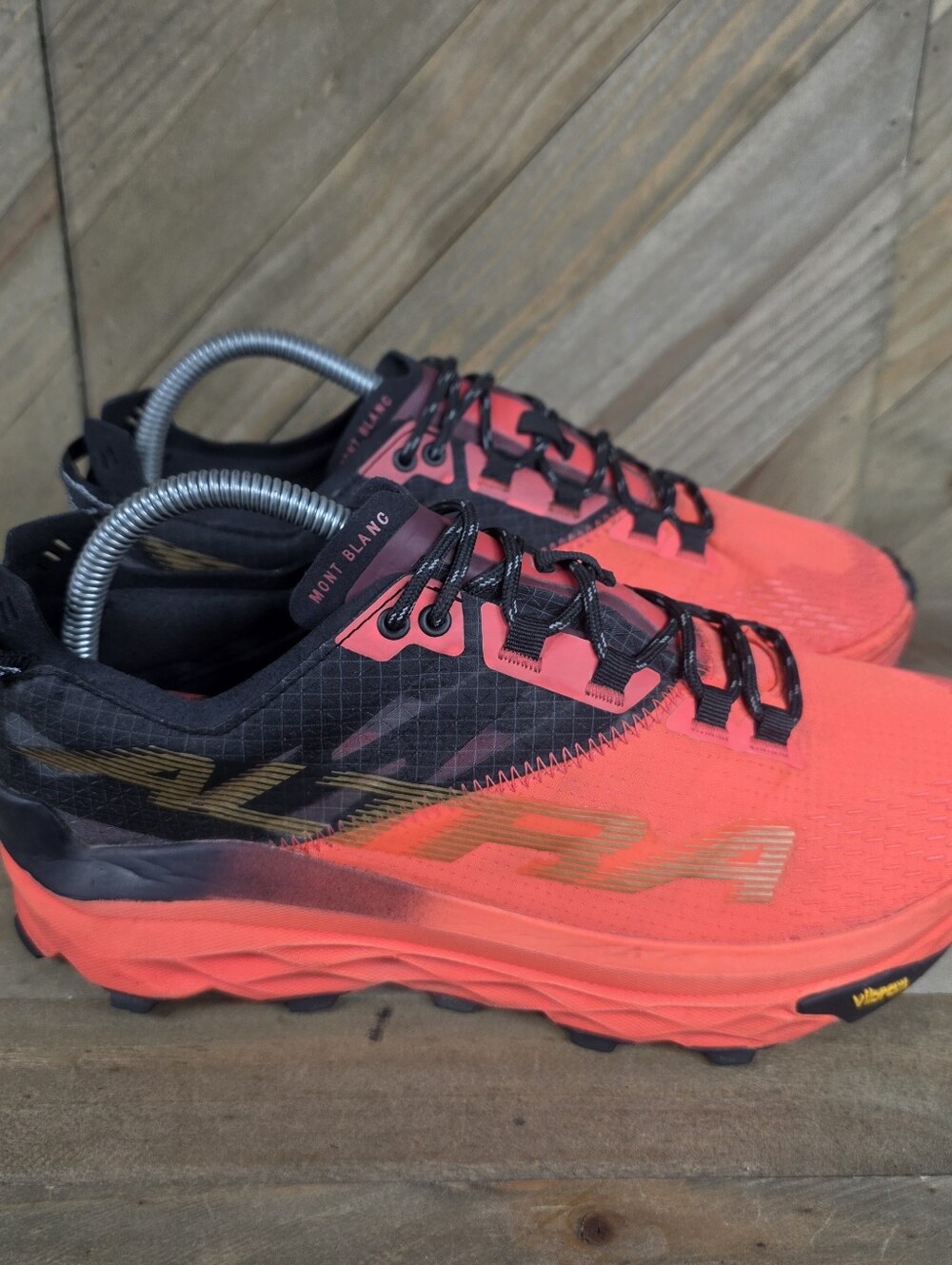 Altra Mont Blanc Womens Athletic Trail Running Shoes Size 9 Orange Black Vibram